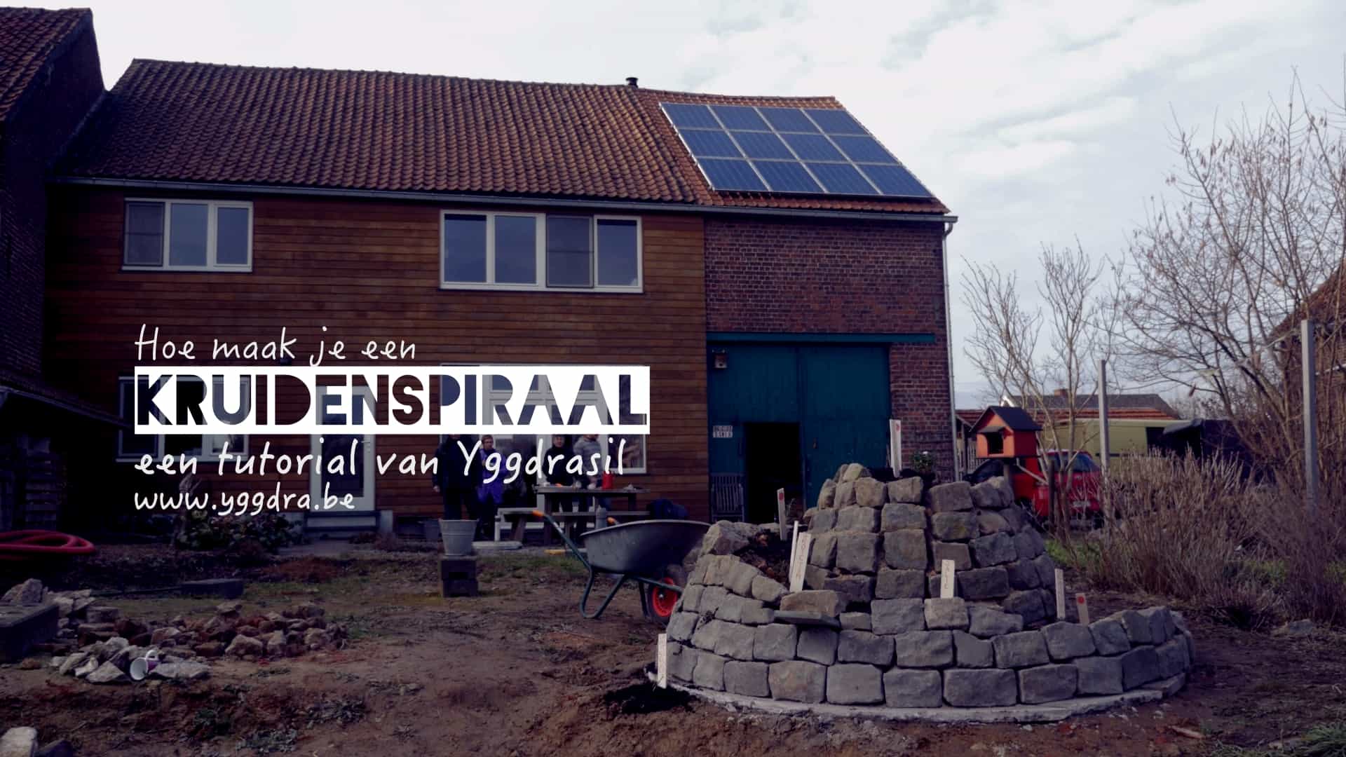 Uitgebreide Uitleg Over De Aanleg Van Een Kruidenspiraal