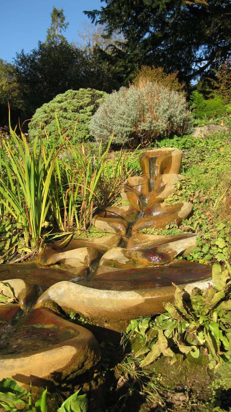 levend-water-in-de-tuin-via-flowforms